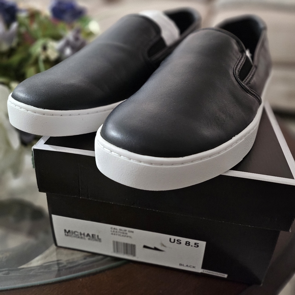 Michael Kors Cal Leather Slip-On Sneaker - Picture 3 of 7